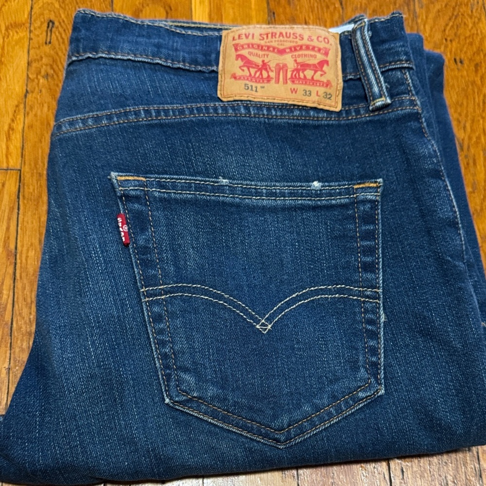 Gently worn Levi's Men's Blue Jeans